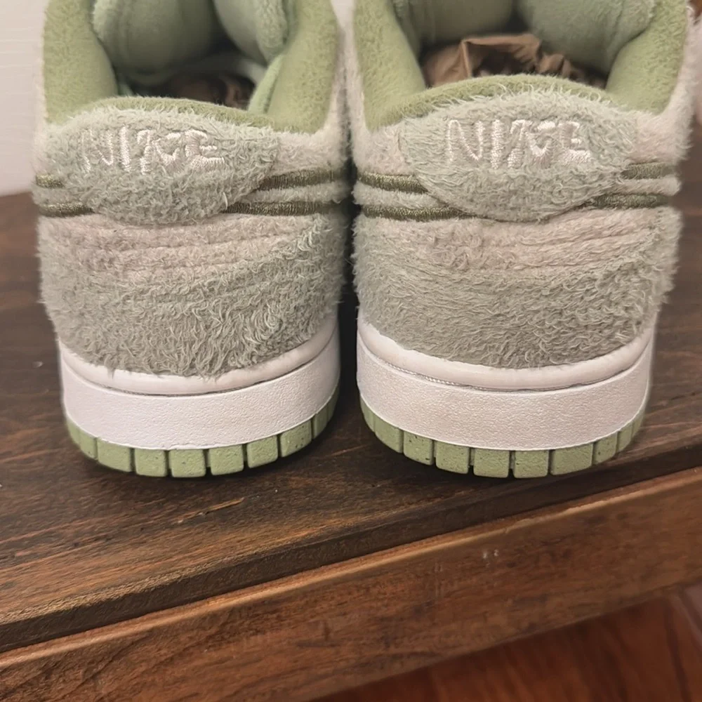Fleece Honeydew Nike Dunks